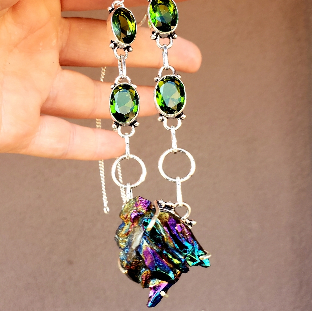 New Titanium Crystal and Peridot 925 Silver Necklace.